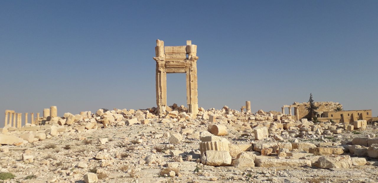 Figure 8: Photos of the sanctuary of the temple of Bel before and after the bombing. Photo by Hasan Ali 2011, Mohammed Fares 2025